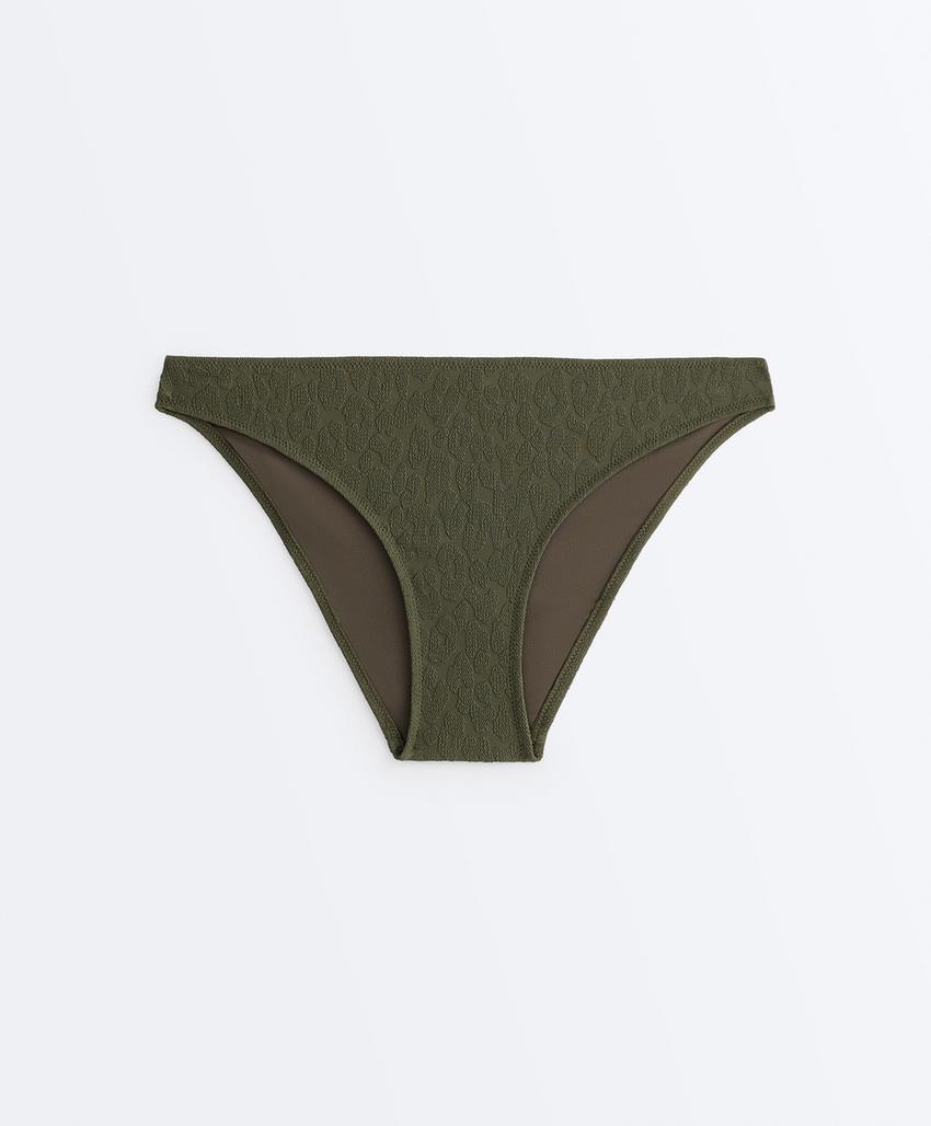 Классические плавки бикини с леопардовым принтом