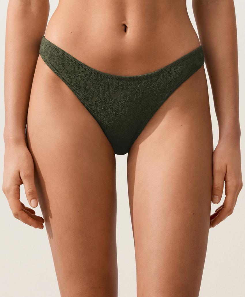 Плавки бикини бразильяно U-образной формы с леопардовым принтом