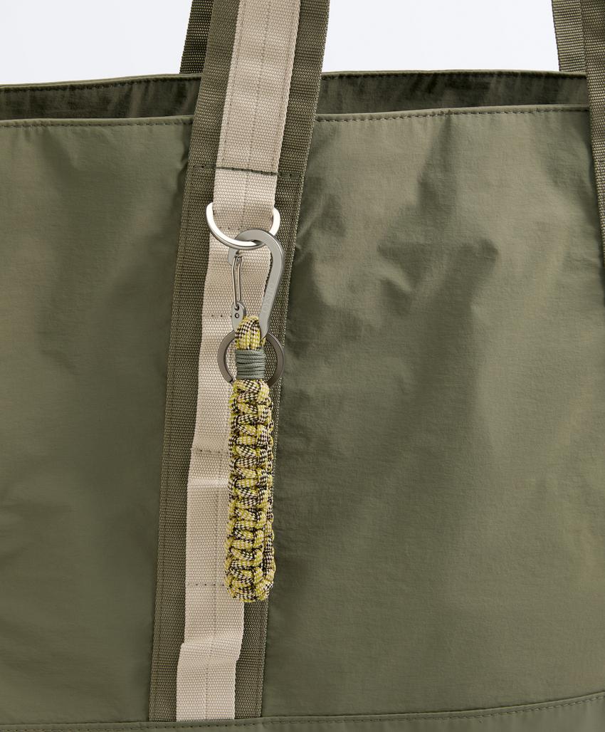 Брелок-амулет из шнура