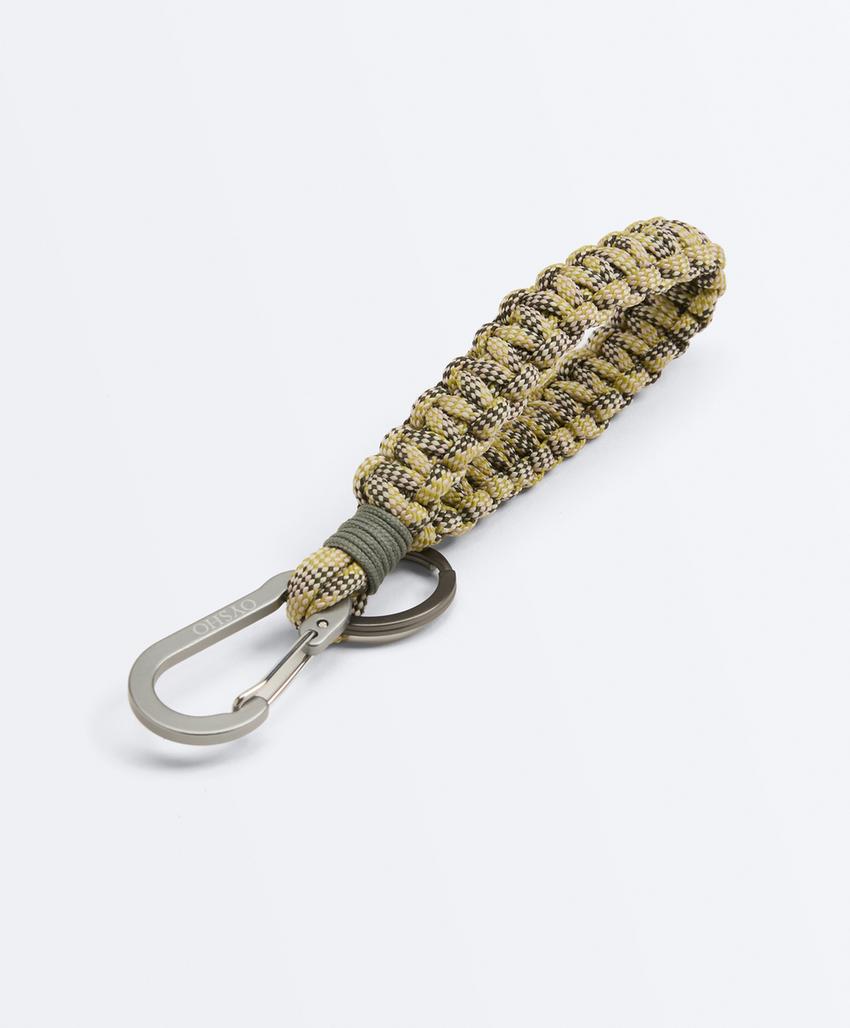 Брелок-амулет из шнура