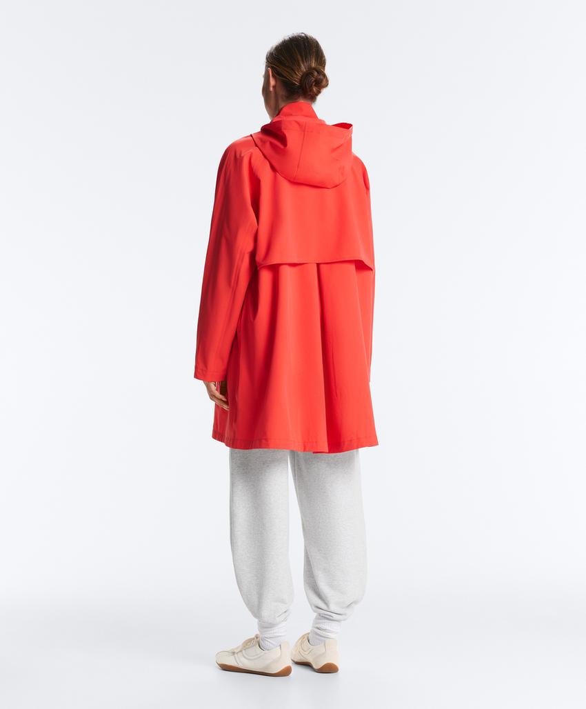 Очень легкая куртка, водонепроницаемость 10 000 мм