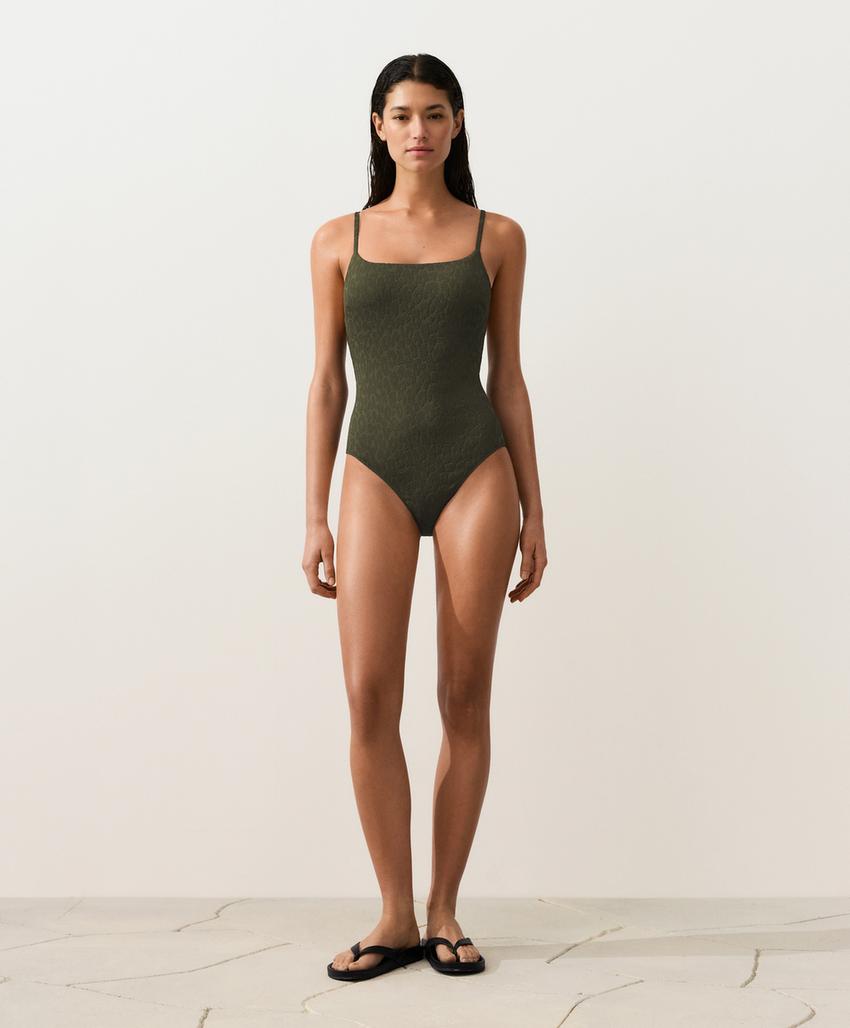 Купальник с леопардовым принтом