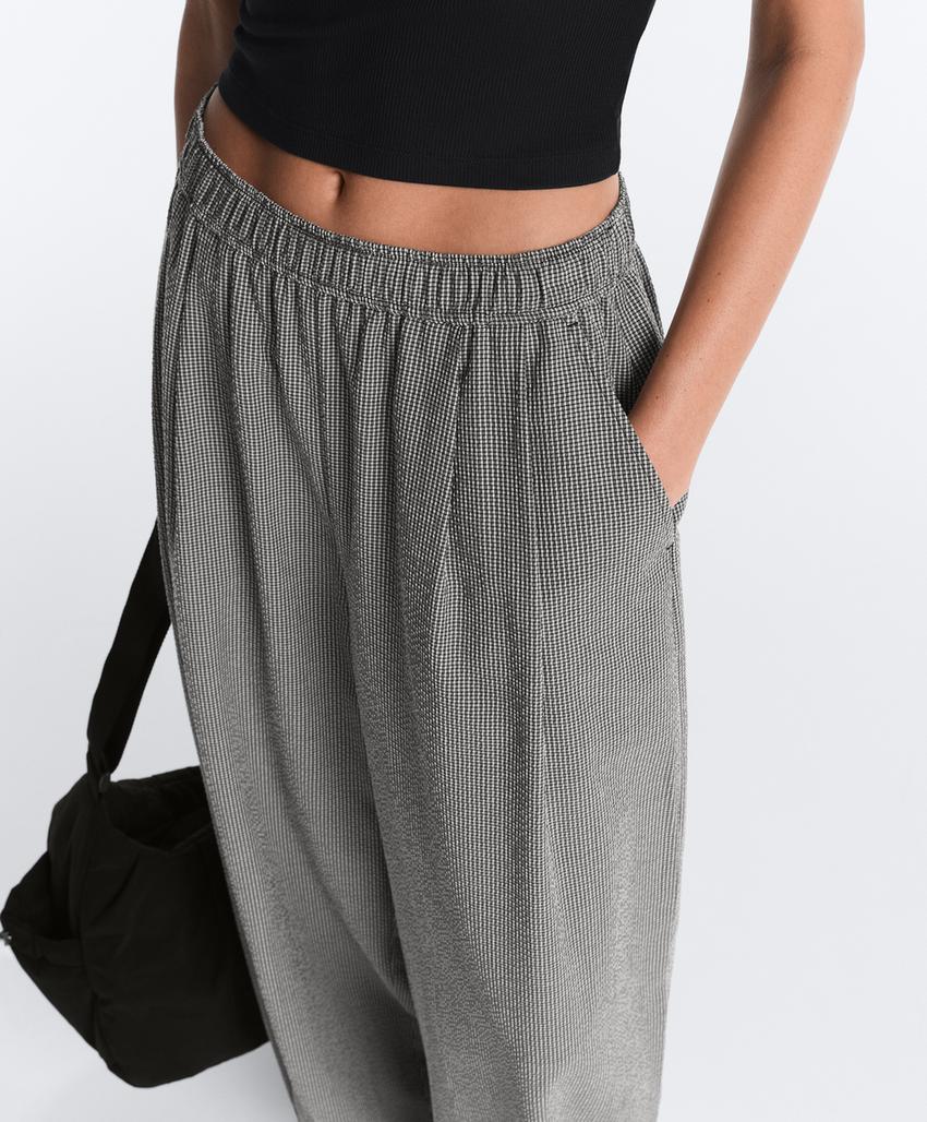 Брюки-бананы из смесовой ткани с лиоцеллом в клетку виши