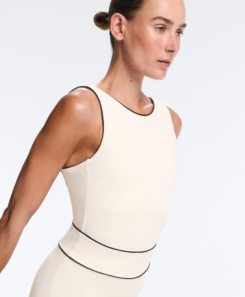 Короткий комбинезон Comfortlux Piping