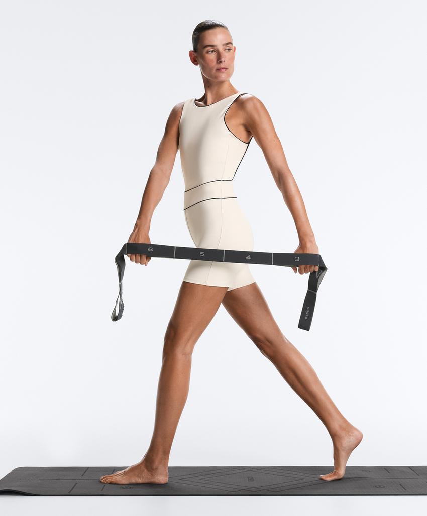 Короткий комбинезон Comfortlux Piping