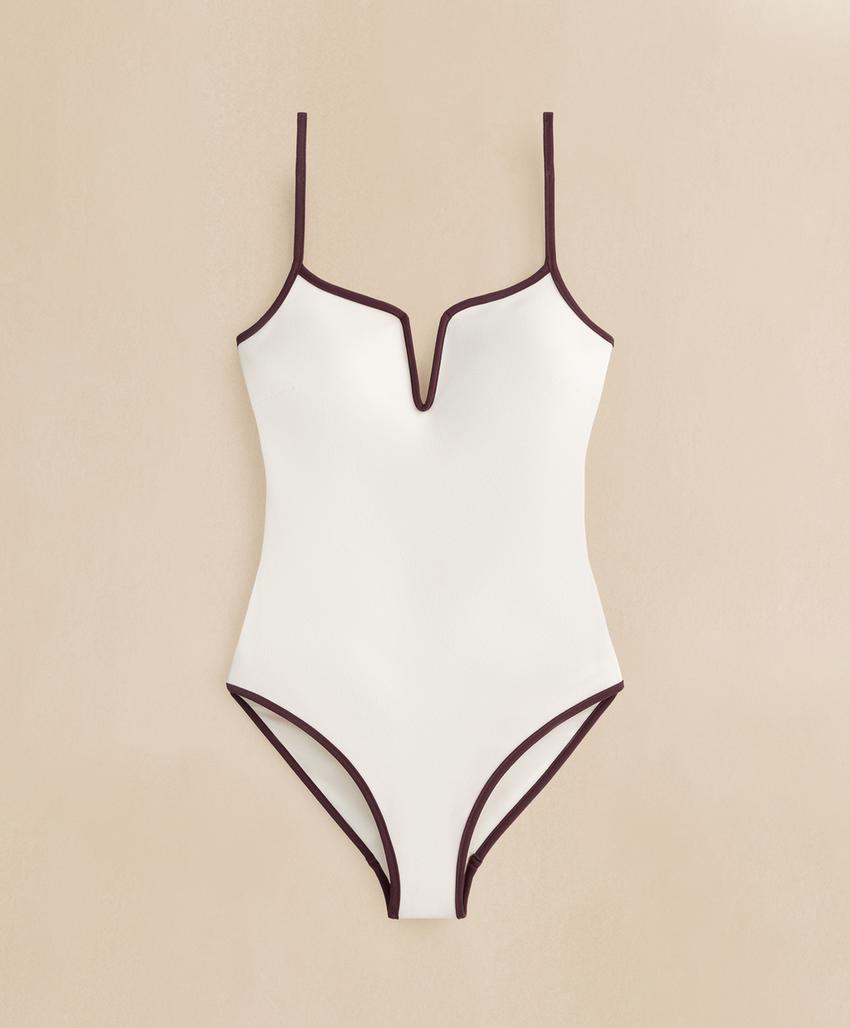 Купальник с V-образным вырезом и контрастной окантовкой