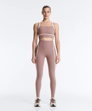 High-rise compressive core-control ankle-length leggings with contrast details- Заказать в России