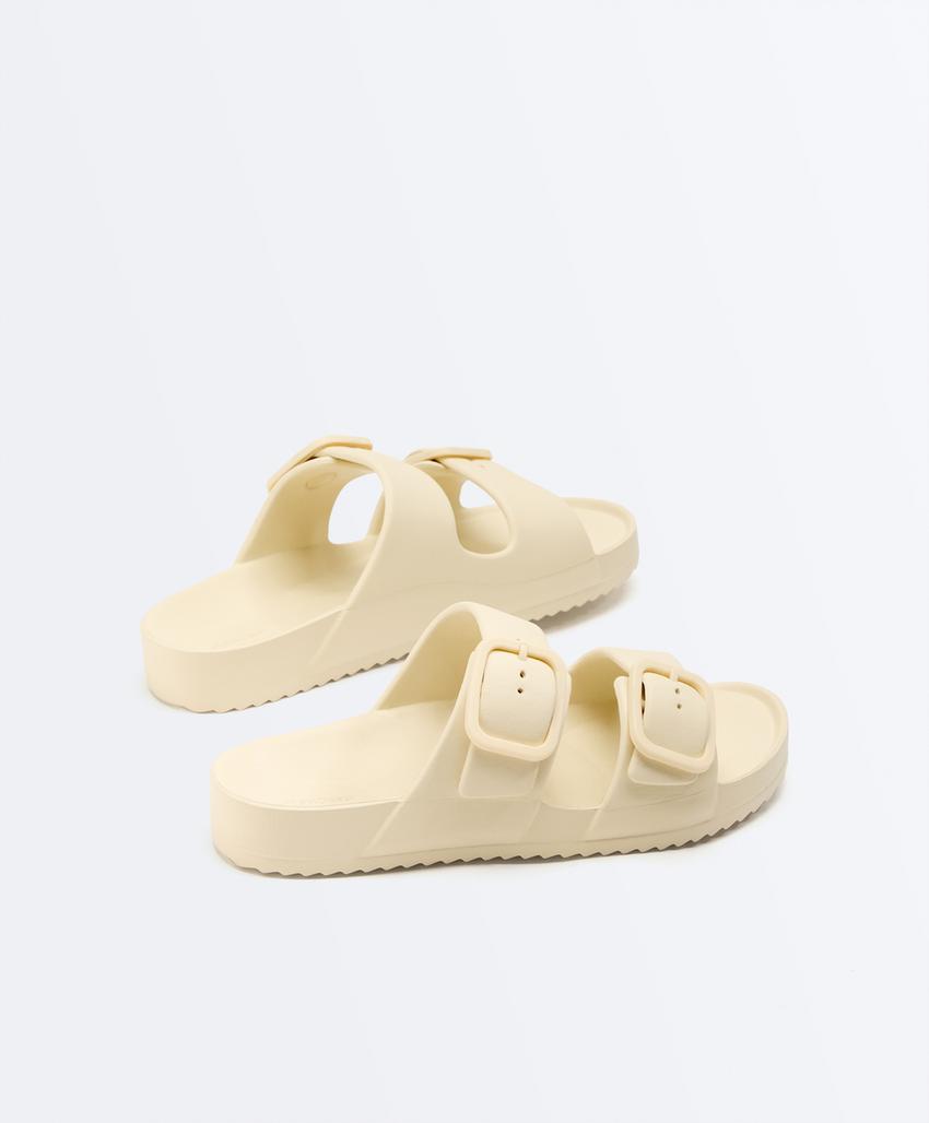 Сандалии для бассейна с пряжками