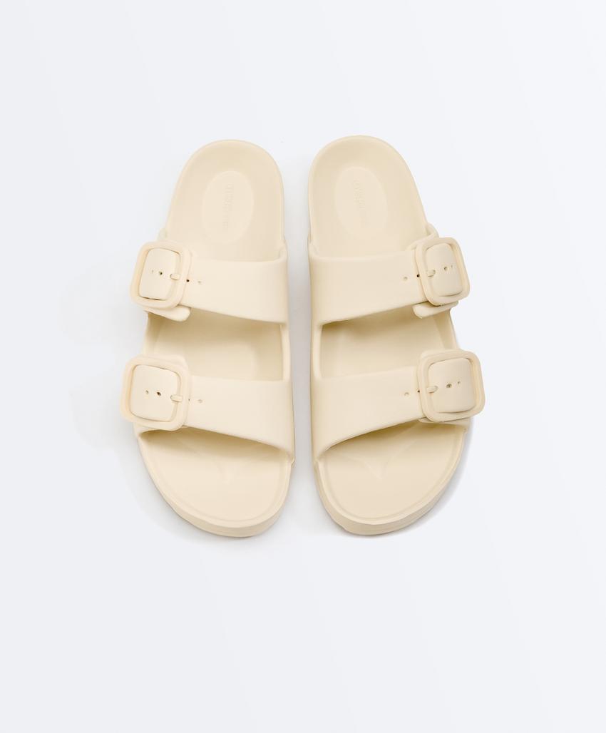 Сандалии для бассейна с пряжками