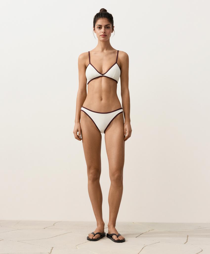 Топ бикини с треугольными чашками и контрастной окантовкой