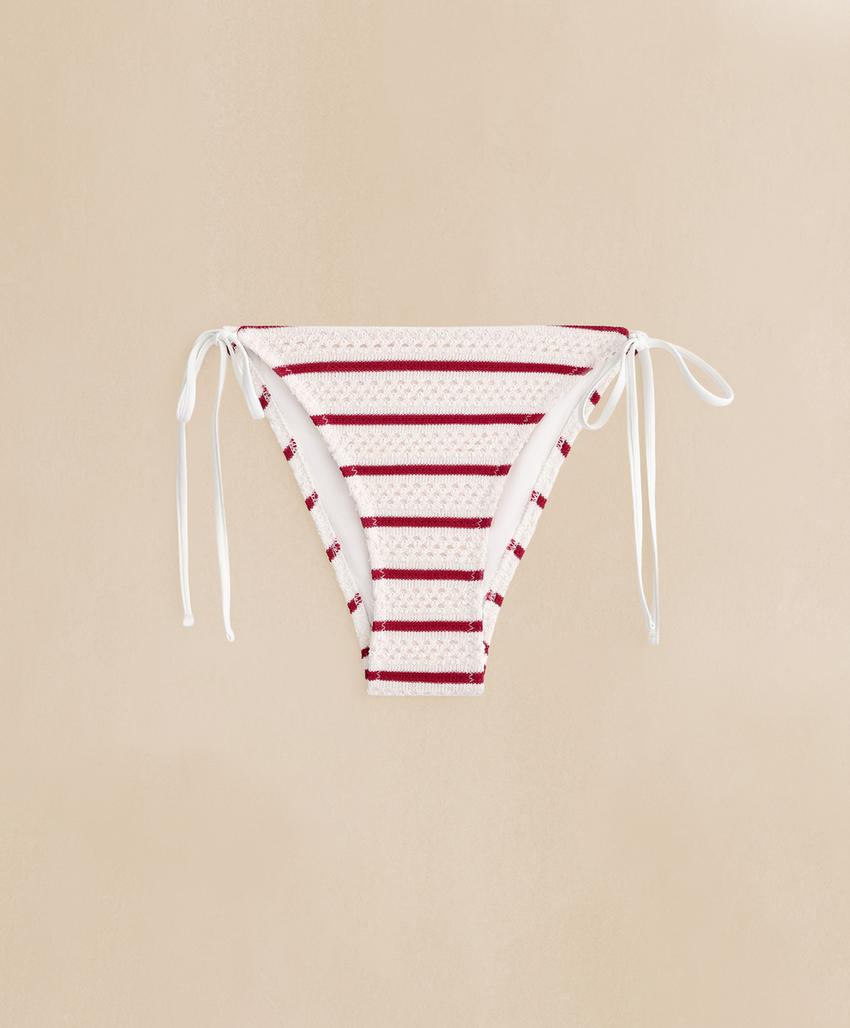 Полуоткрытые плавки бикини из вязаного полотна в полоску