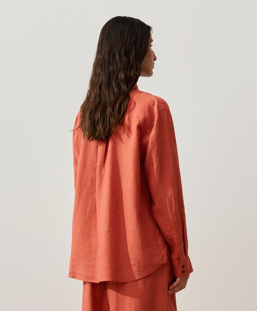 Рубашка из 100% льна с карманами