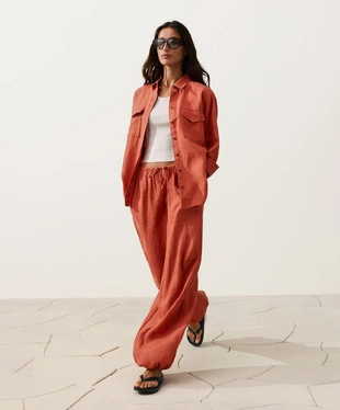 Рубашка из 100% льна с карманами- Заказать в России