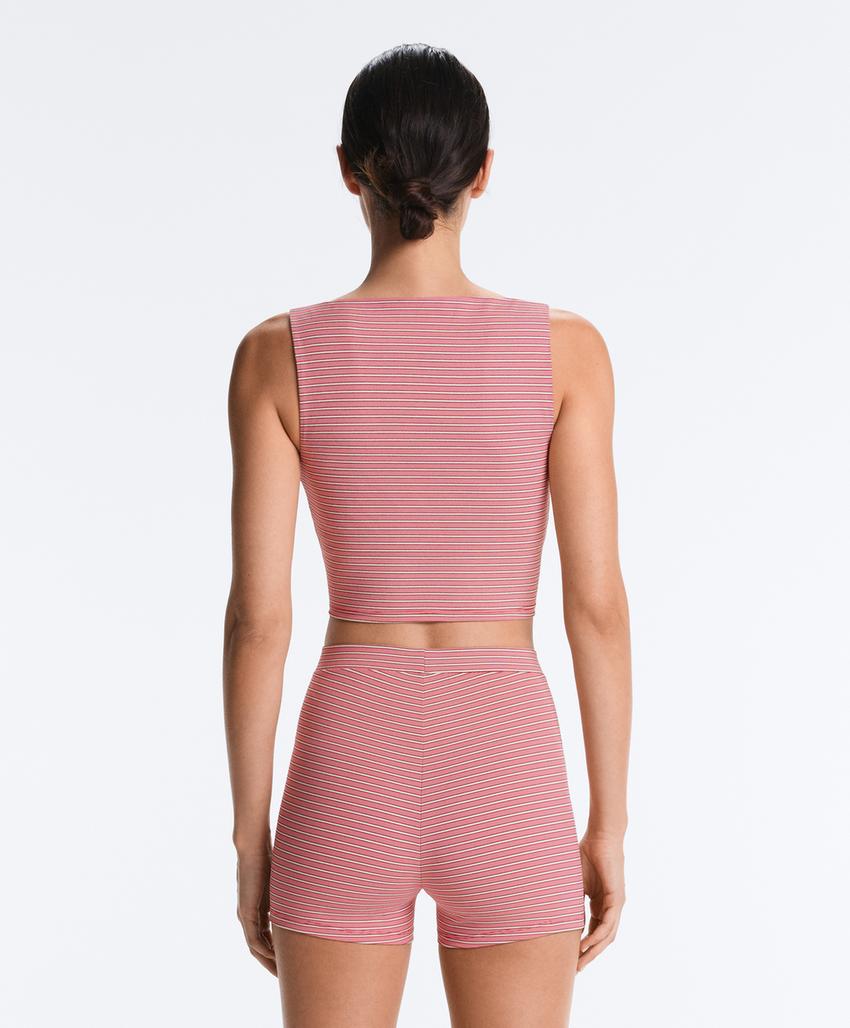 Майка - топ Comfortlux с вырезом-лодочкой