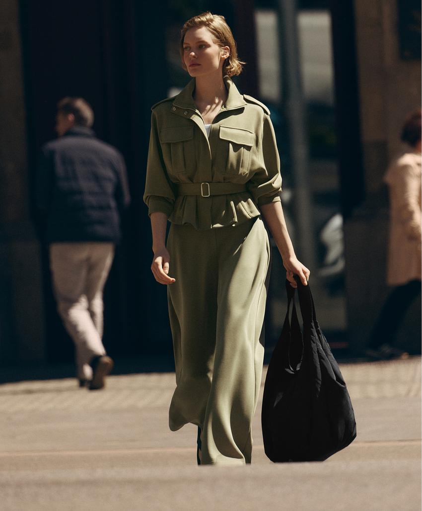 Широкие брюки-пике  с пряжками