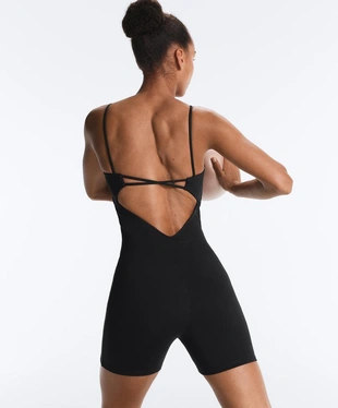 Короткий комбинезон Evermove с вырезом-лодочкой- Заказать в России