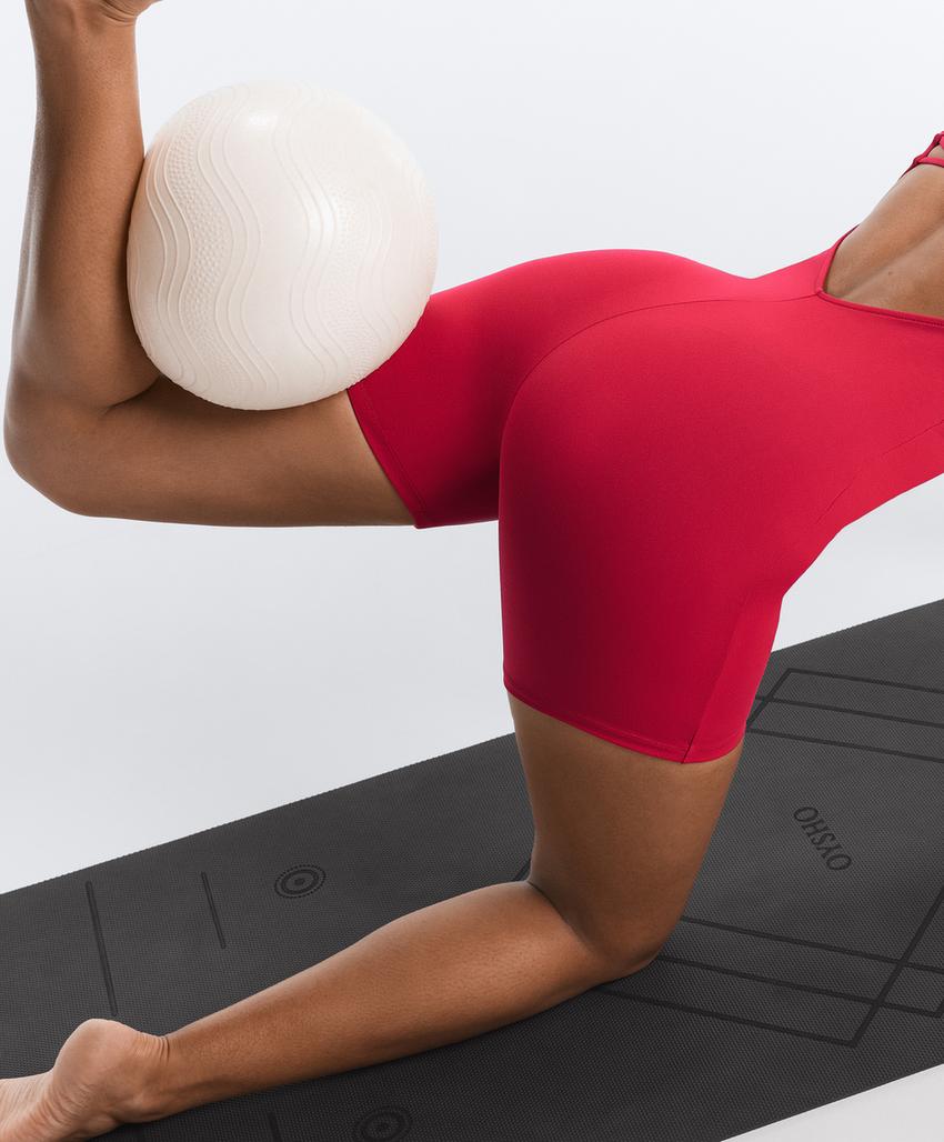 Короткий комбинезон Evermove с вырезом-лодочкой