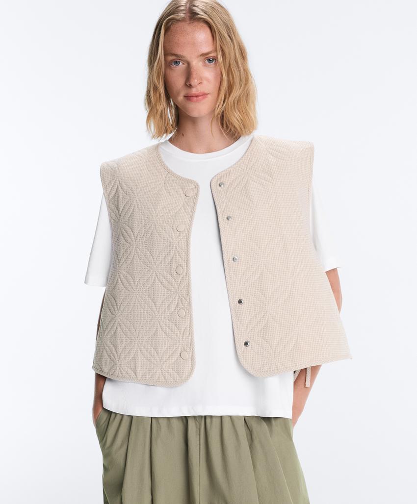 Тонкий стеганый жилет виши с цветочным принтом