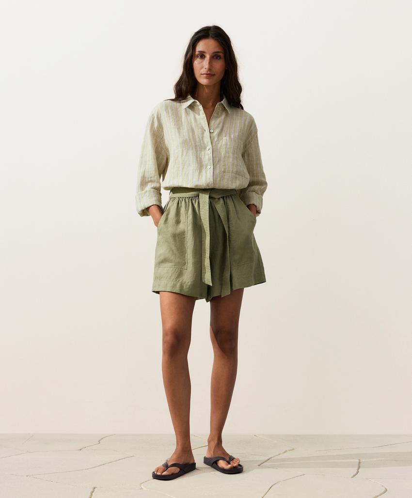 Рубашка свободного кроя из 100%-го льна