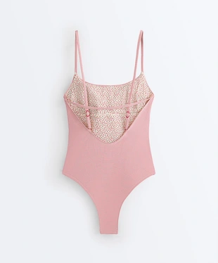 Купальник в полоску с треугольными чашками- Заказать в России