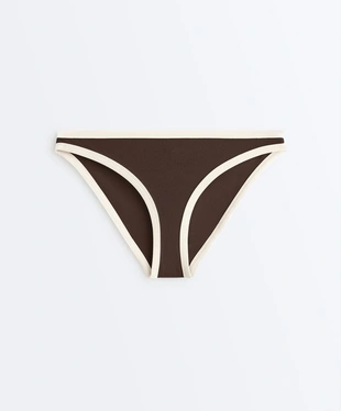 Классические плавки бикини с контрастной окантовкой- Заказать в России