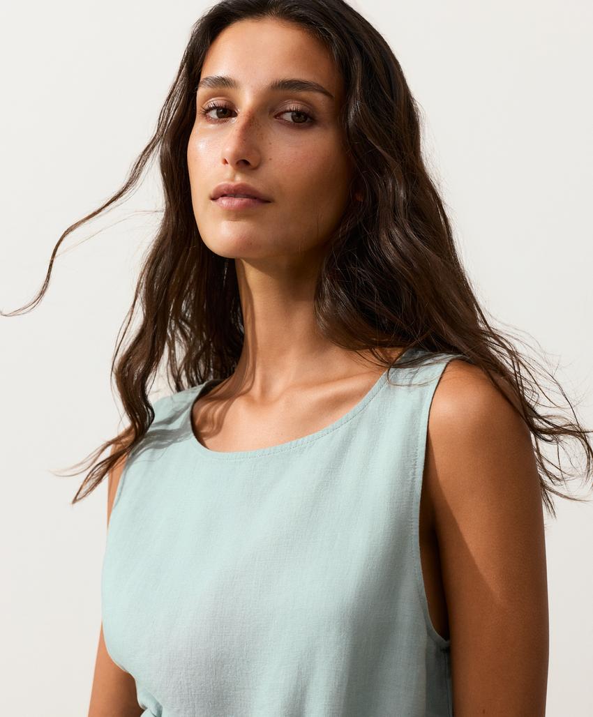 Топ без рукавов с поясом-платком из 100%-го льна