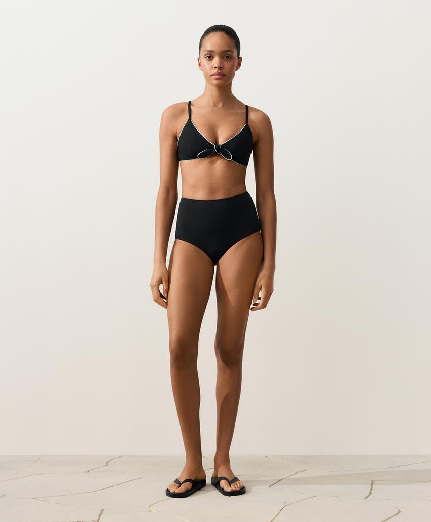 Высокие плавки бикини с моделирующим эффектом