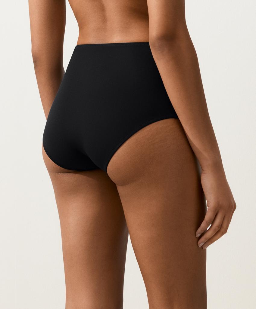 Высокие плавки бикини с моделирующим эффектом