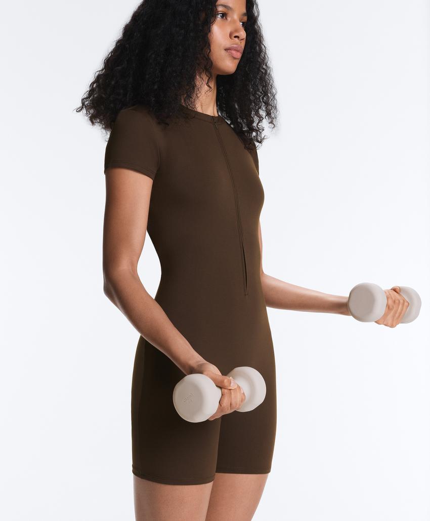 Короткий комбинезон Comfortlux на молнии