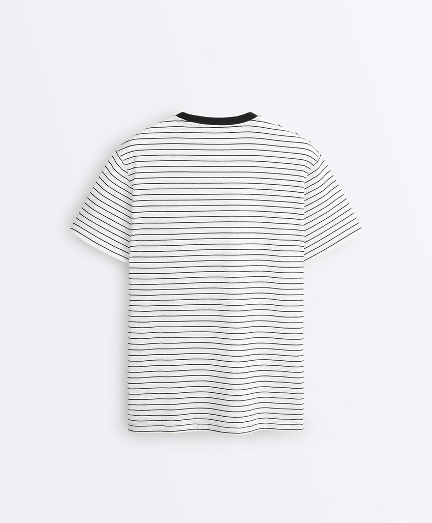Oversize short-sleeved cotton blend T-shirt with contrast stripes
