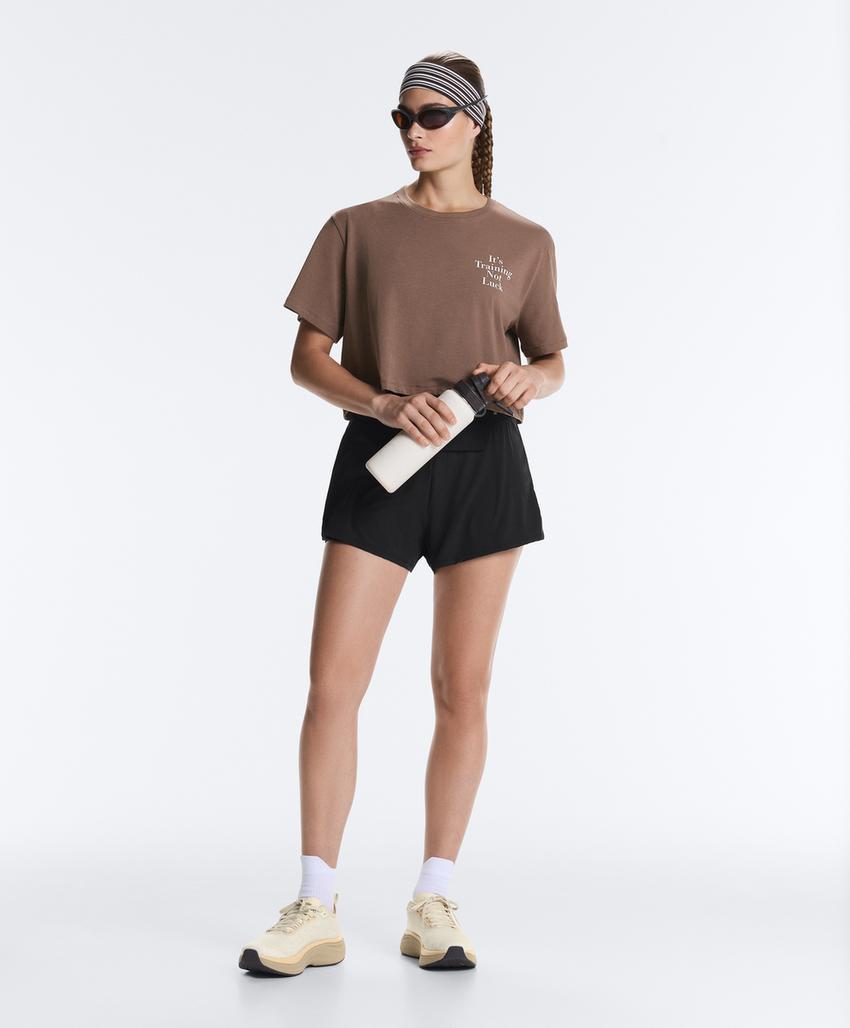 Укороченная футболка Boxy из смесового хлопка с надписью