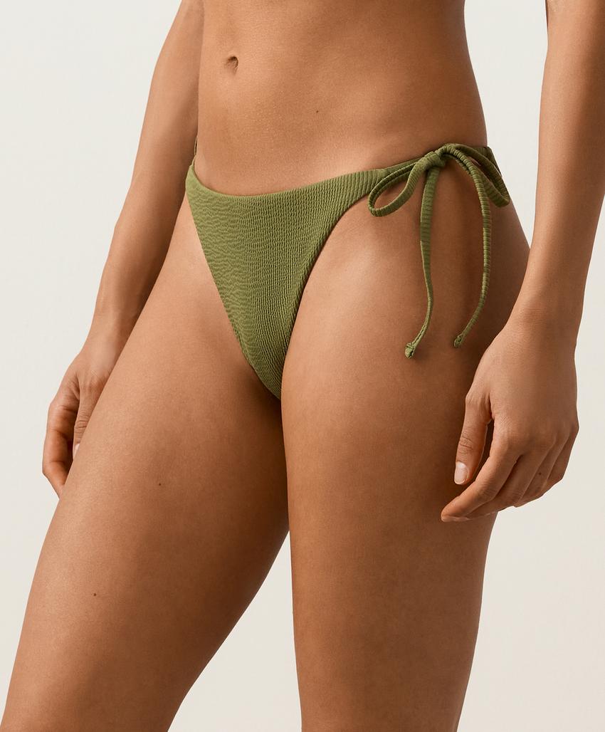 Cueca de biquíni média com laços rib