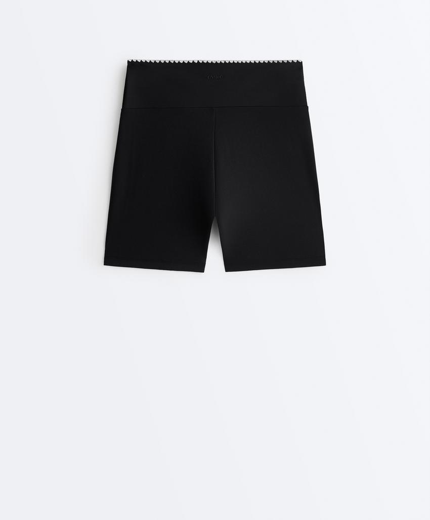 Шорты Hot pant Comfortlux с V-поясом и контрастным швом