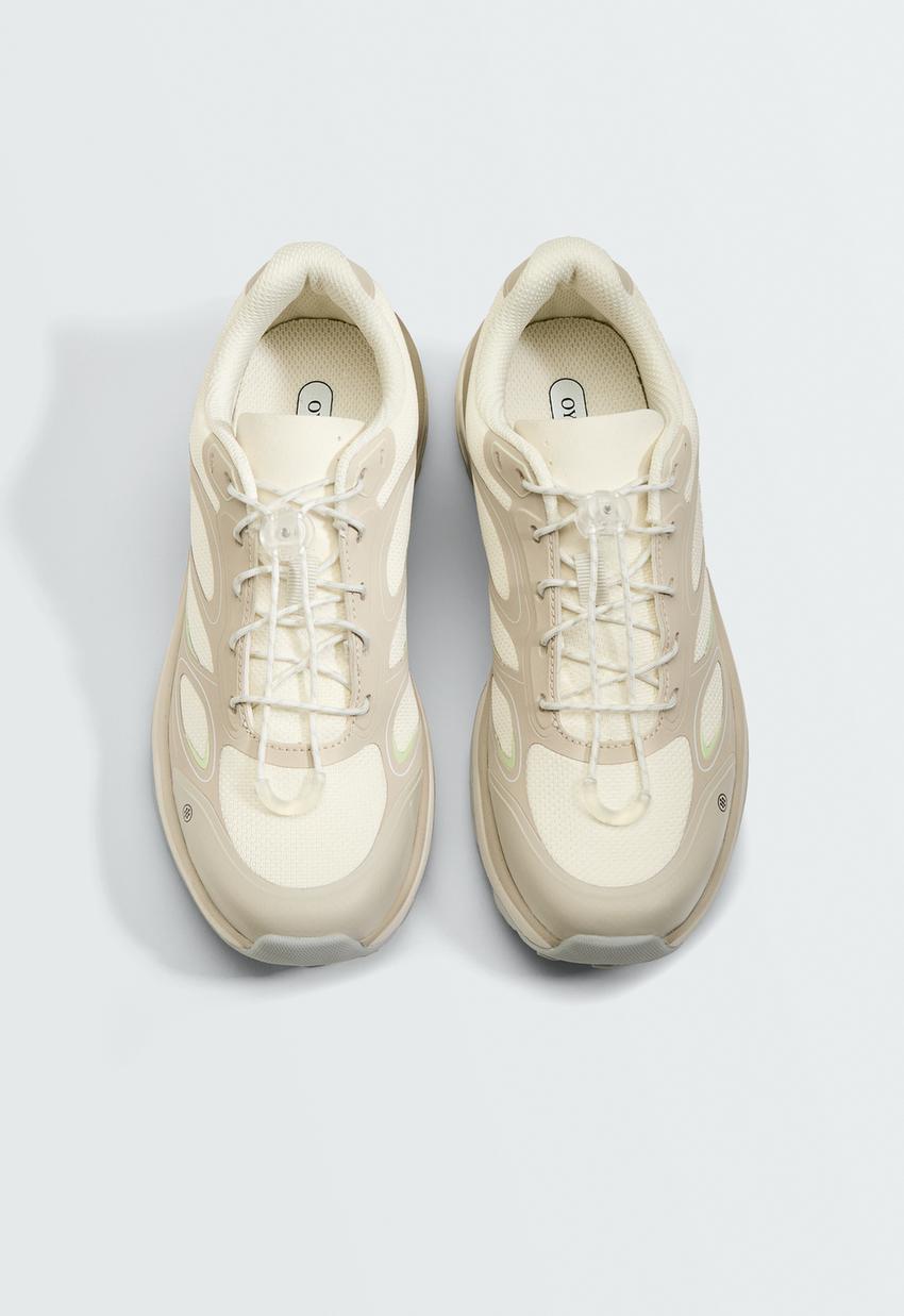 Кроссовки в горном стиле