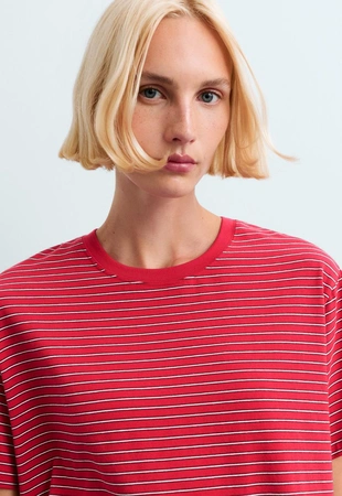 Striped short-sleeved T-shirt- Заказать в России