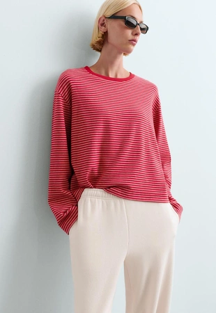 Striped boxy long-sleeved cotton-blend T-shirt- Заказать в России