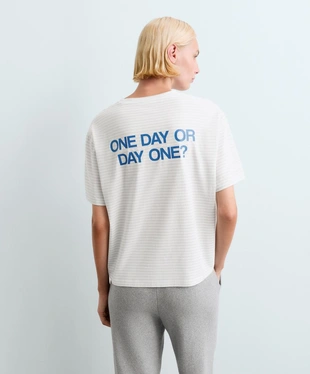 Boxy slogan T-shirt- Заказать в России