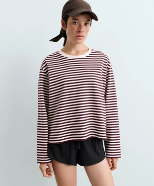 Boxy striped cotton blend long-sleeved T-shirt- Заказать в России