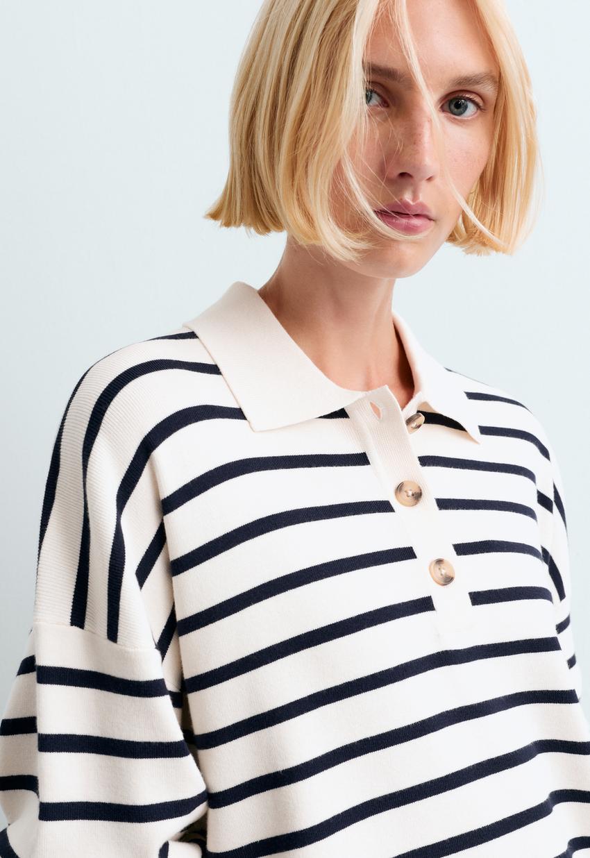Camisola de malha às riscas com gola de polo