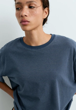 Striped short-sleeved T-shirt- Заказать в России