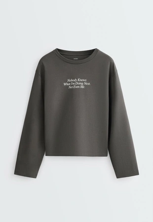 100% cotton long sleeve t-shirt with text- Заказать в России