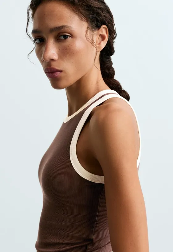 Удлиненный tank top rib из смеси модала