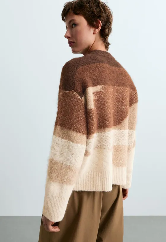 Вязаный свитер jacquard