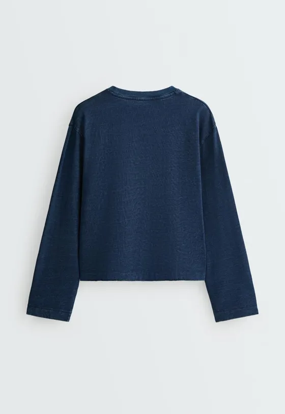 T-shirt relaxed manga comprida efeito denim lavado