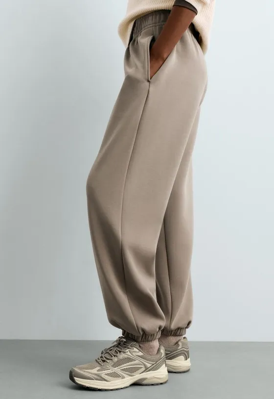 Свободные брюки Jogger из ткани с модал Brushed
