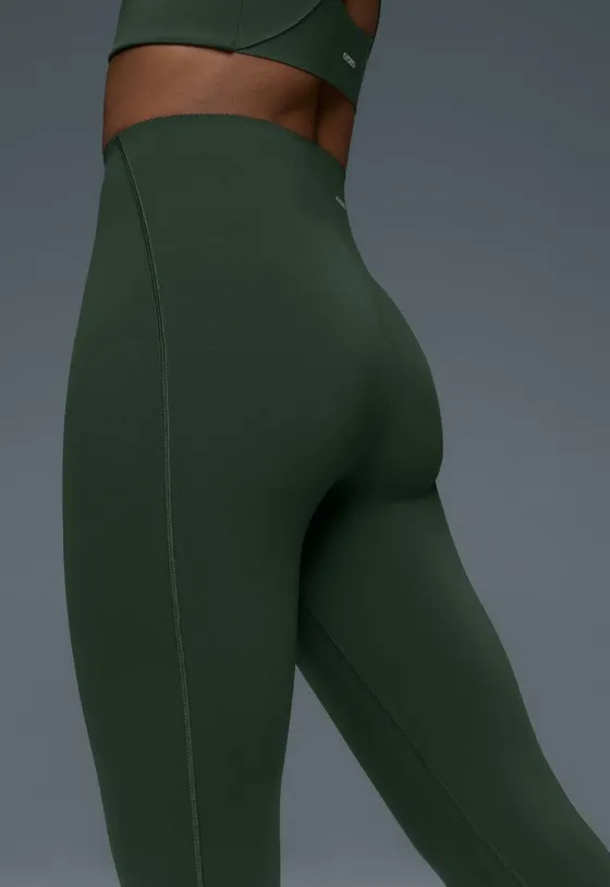 легинсы длиной до щиколотки  compressive core control