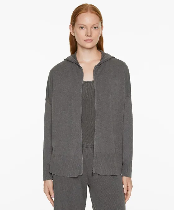 Трикотажная куртка с капюшоном