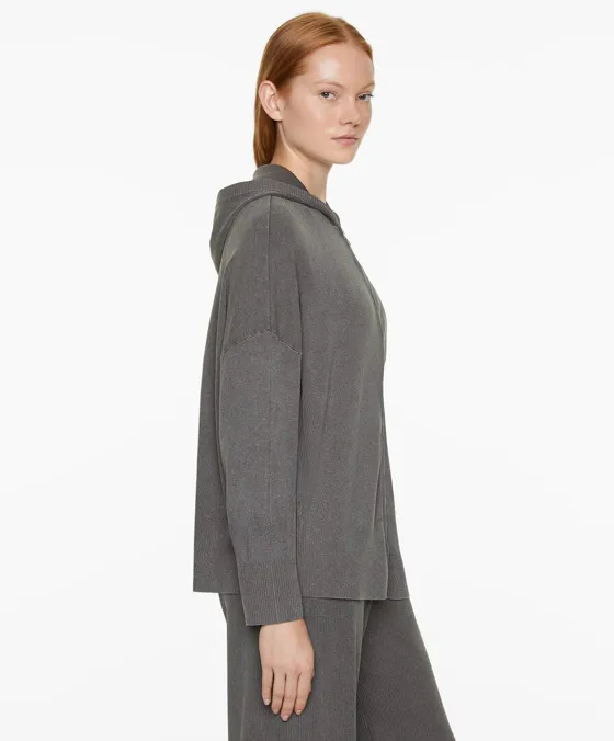 Трикотажная куртка с капюшоном