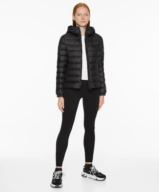 Водоотталкивающая куртка с легким наполнителем из 100%-го пуха- Заказать в России