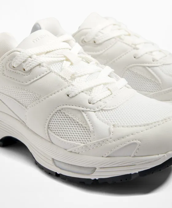 Беговые кроссовки Running